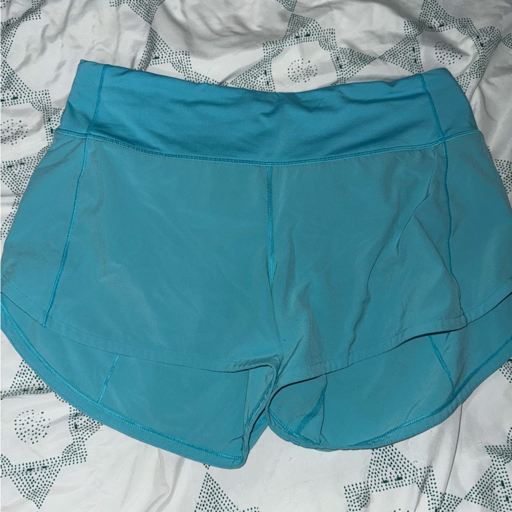 Lululemon Speed up shorts. 4in inseam. Mid rise
Electric Turquoise